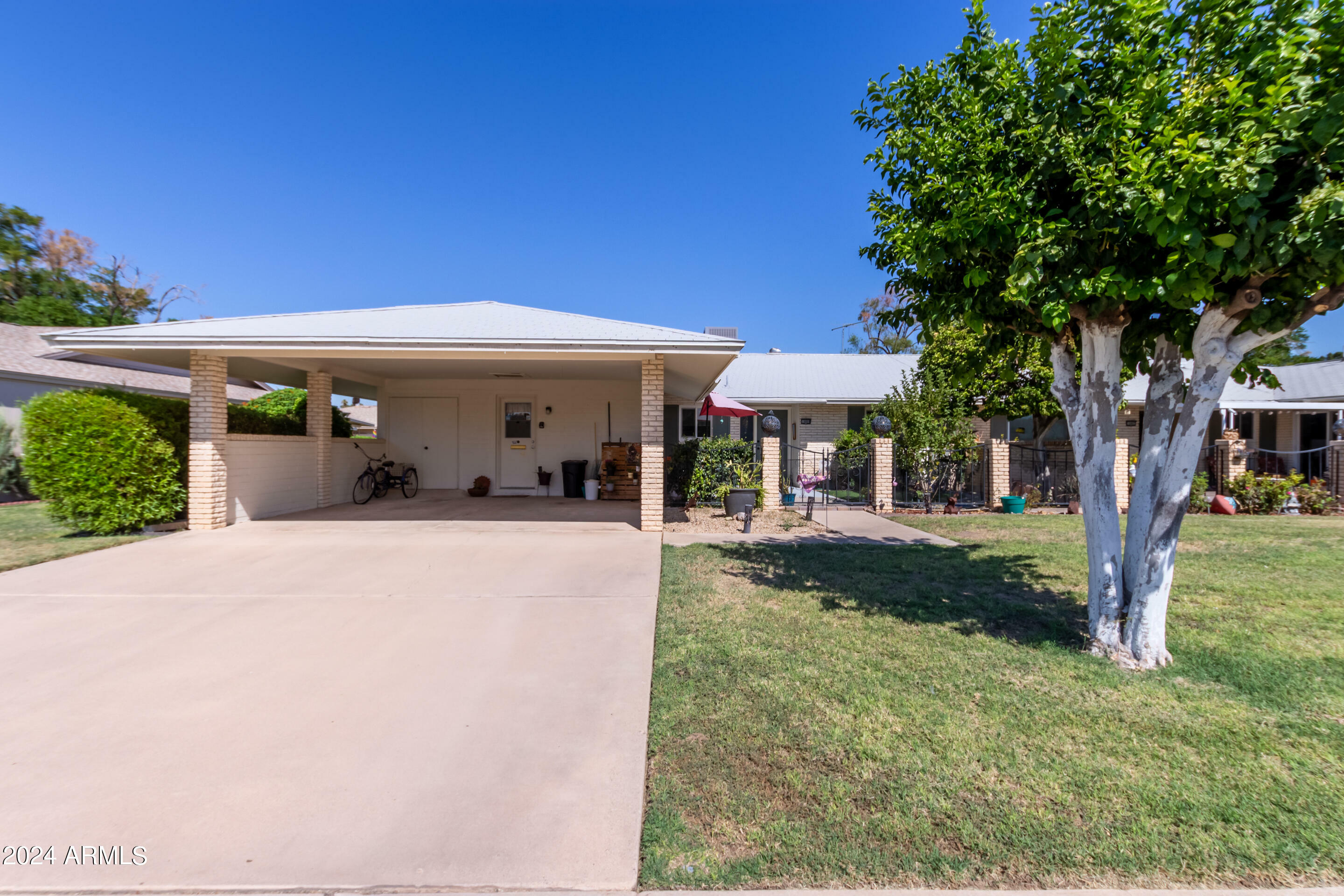 10808 W Kelso Drive  Sun City AZ 85351 photo