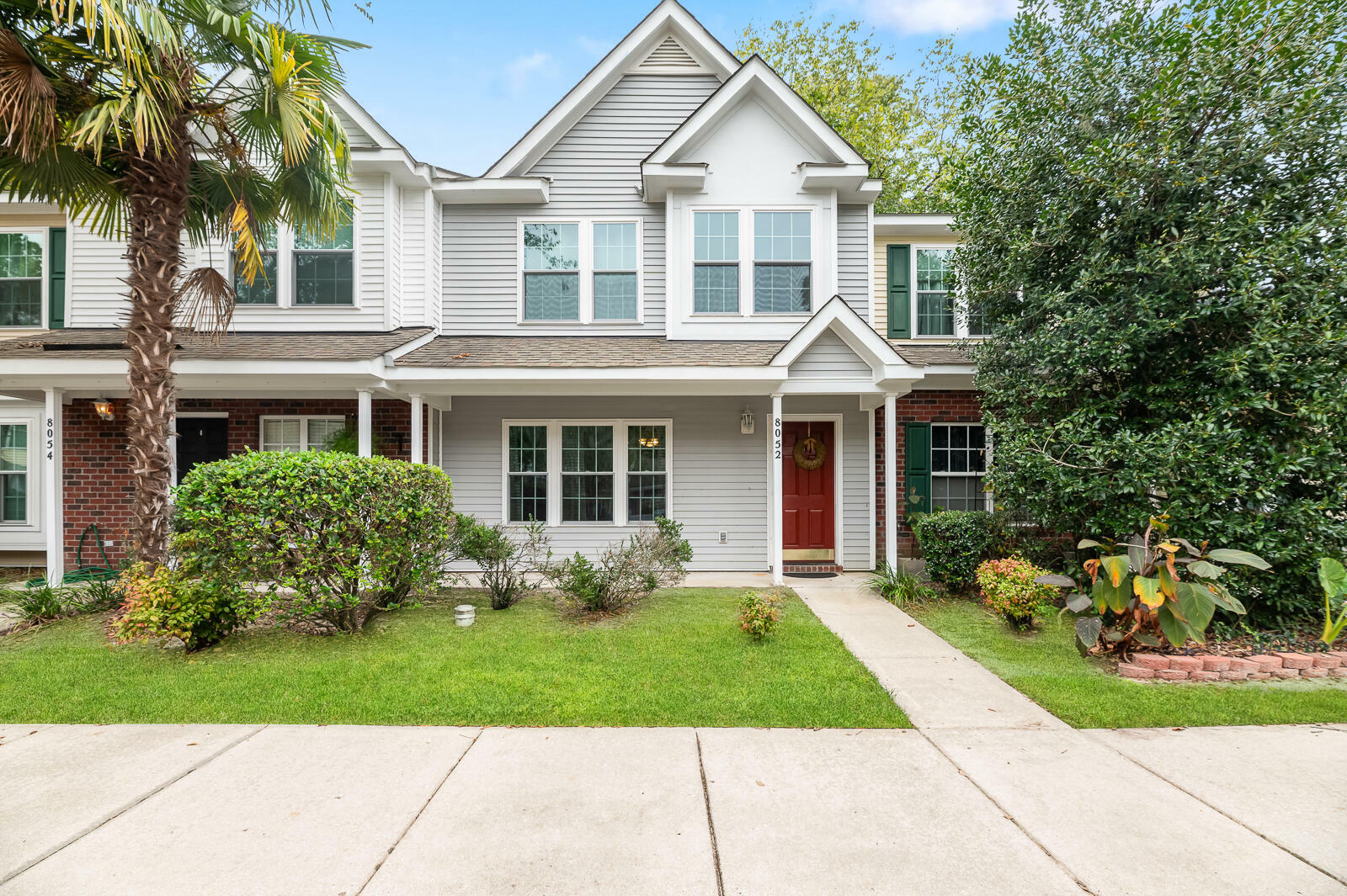 Property Photo:  8052 Shadow Oak Drive  SC 29406 