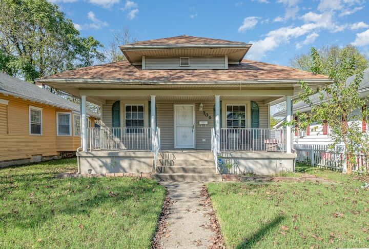 709 Fifteenth Avenue  Middletown OH 45044 photo