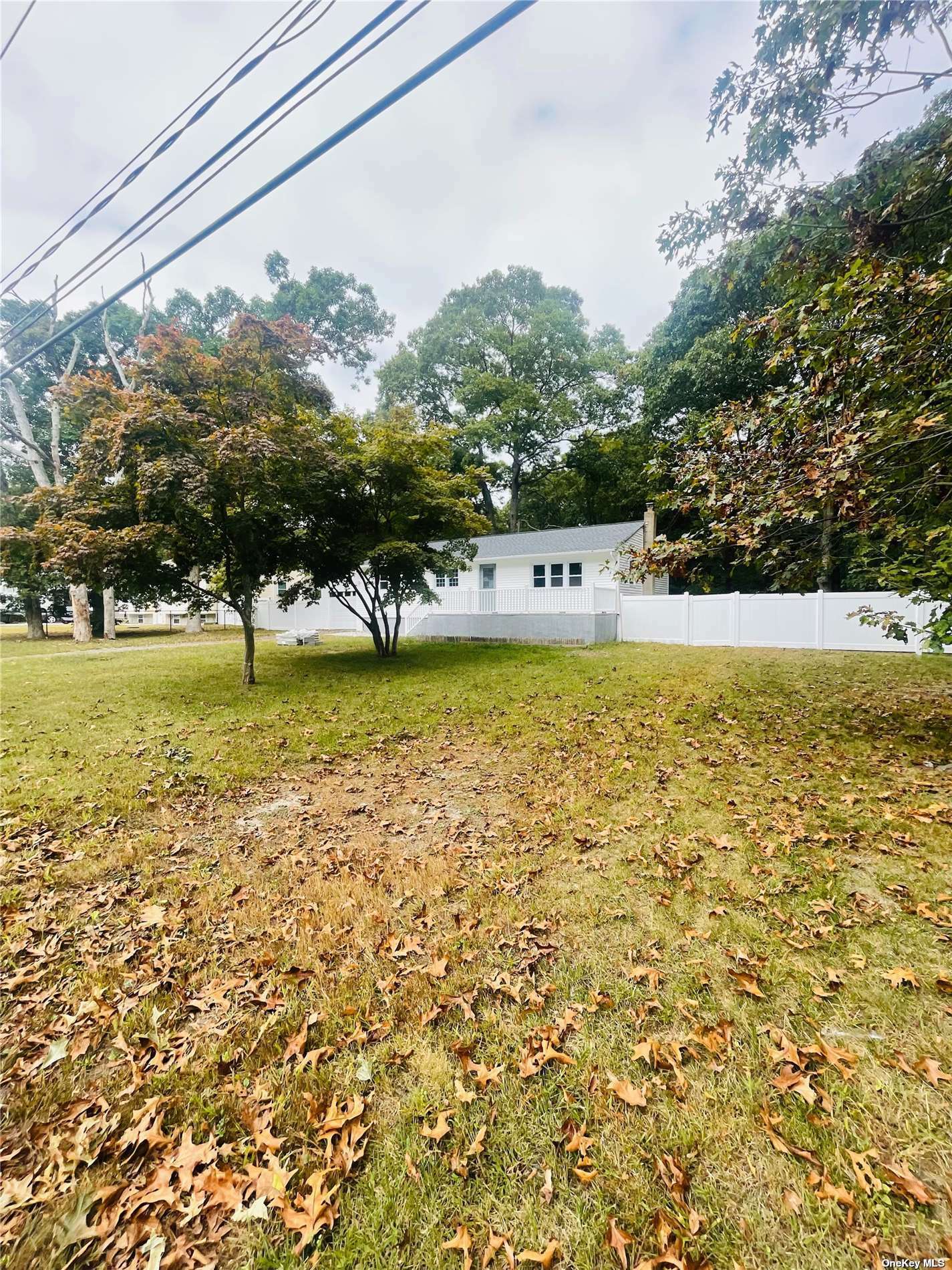 Property Photo:  15 Adams Lane  NY 11953 