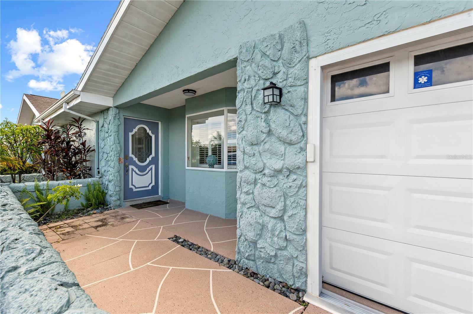 Property Photo:  1830 N Pebble Beach Boulevard  FL 33573 