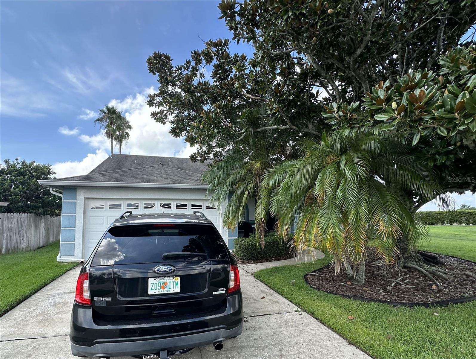 Property Photo:  11930 Frieth Drive  FL 32837 