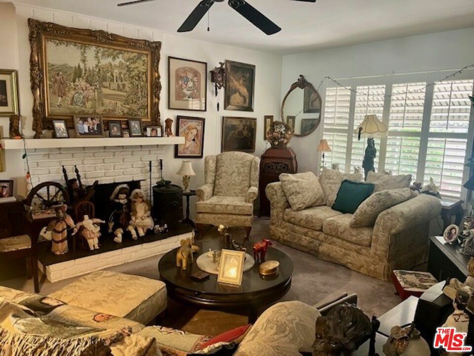 Property Photo:  8337 Echelon Place  CA 91352 