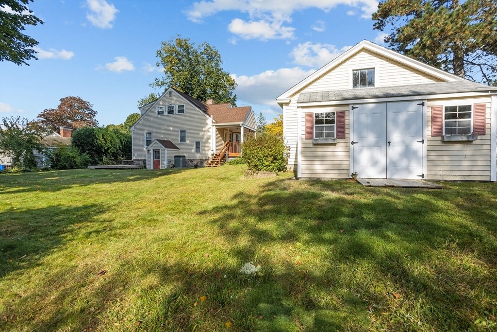 Property Photo:  350 Mount Vernon Street  MA 01843 