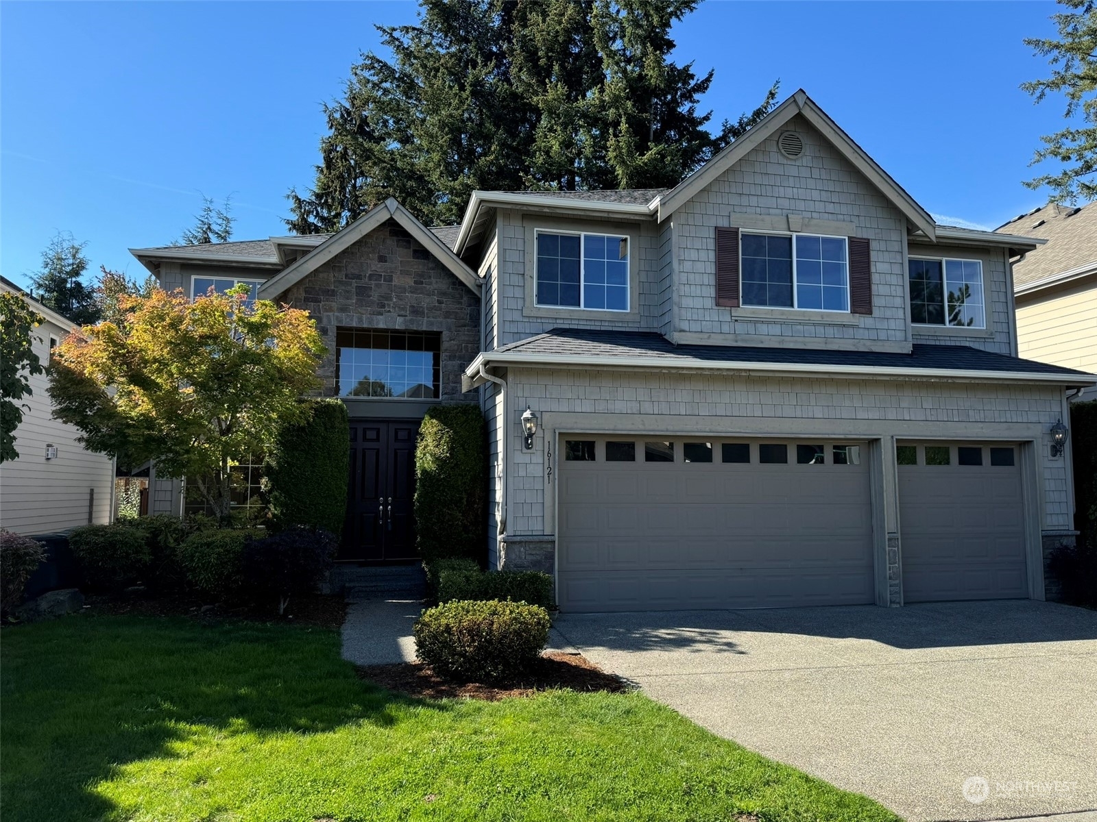 16121 Northup Way  Bellevue WA 98008 photo