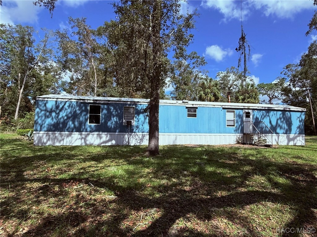 Property Photo:  8979 SW 82nd Terrace  FL 32693 