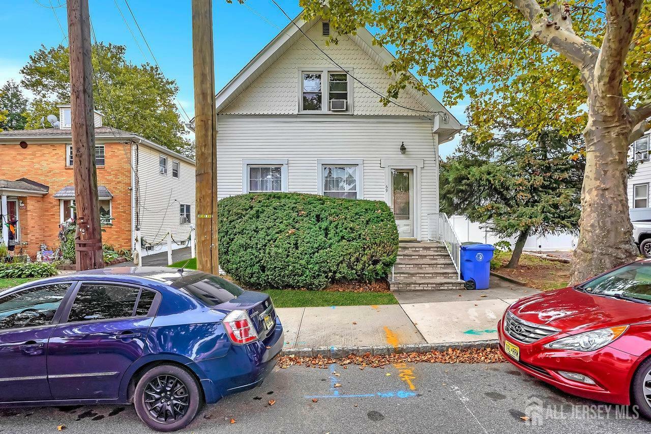 Property Photo:  69 Wisteria Street  NJ 08861 