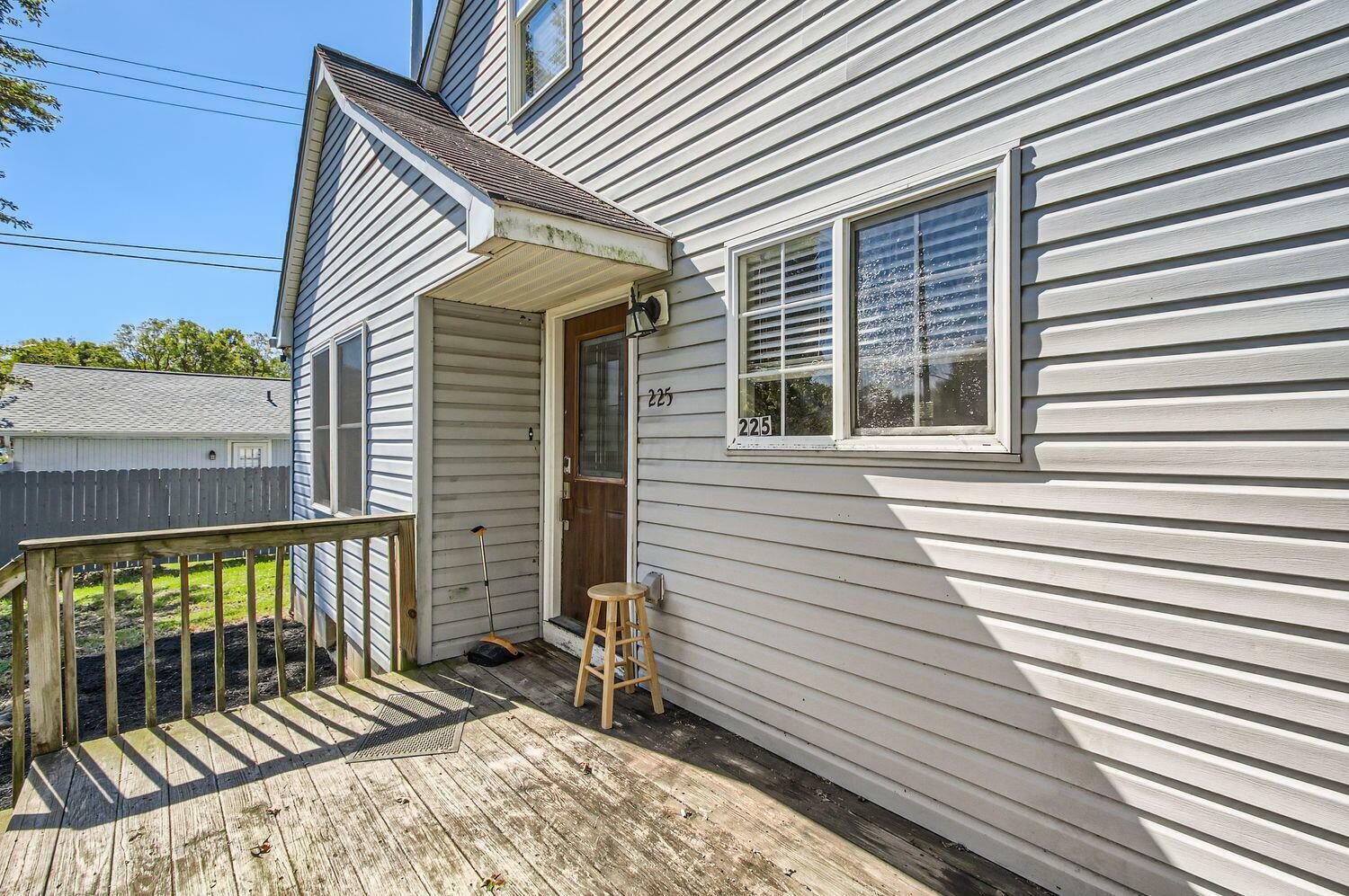 Property Photo:  225 Spring Street  OH 43062 