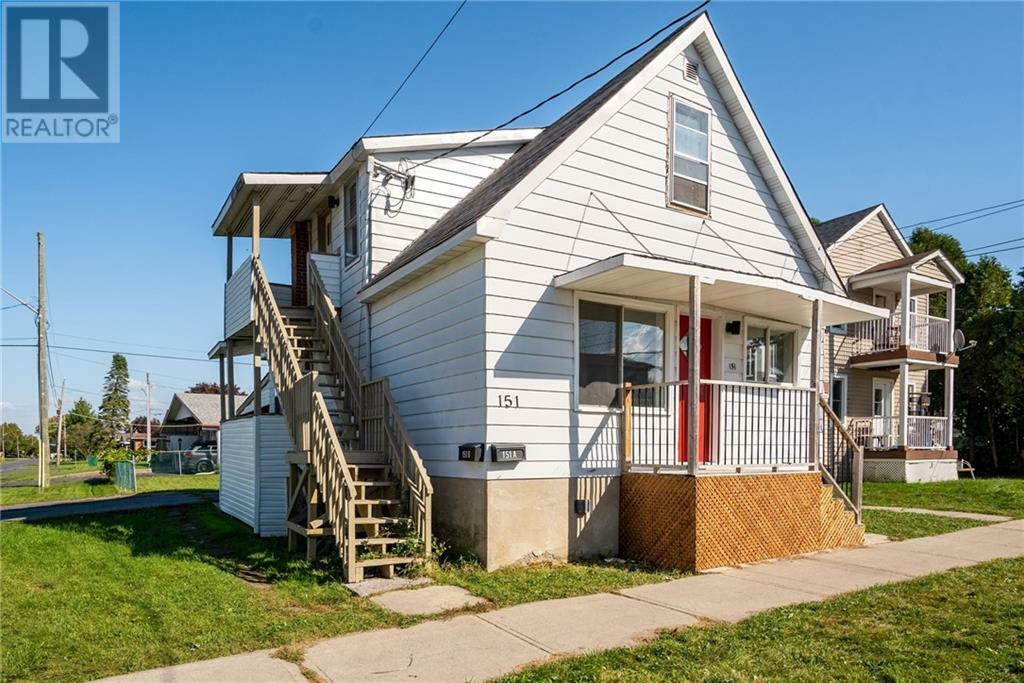 Photo de la propriété:  151 Lefebvre Avenue  ON K6H 5G8 