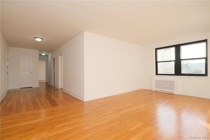 Property Photo: 440 Warburton Avenue 5-F NY 10701