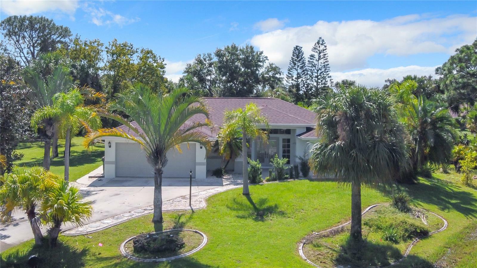 Property Photo:  2899 Ensenada Lane  FL 34286 