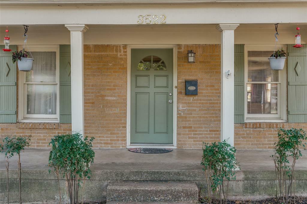 Property Photo:  3522 Gibsondell Avenue  TX 75211 