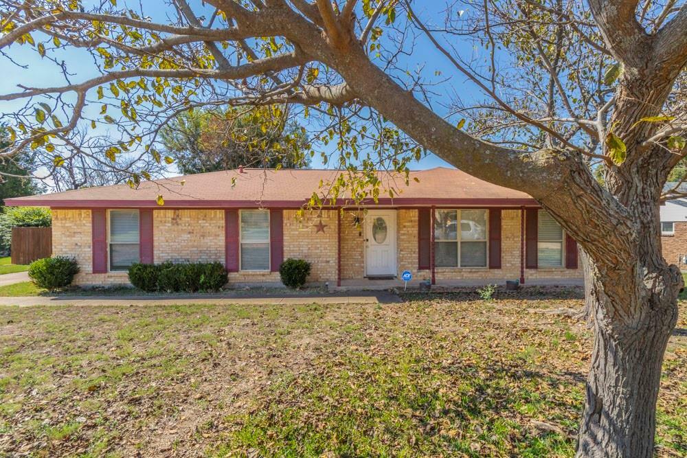 111 N Valley Street  Red Oak TX 75154 photo