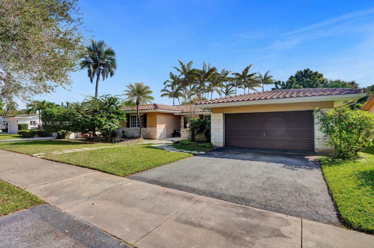 Property Photo:  430 Miller Rd  FL 33146 