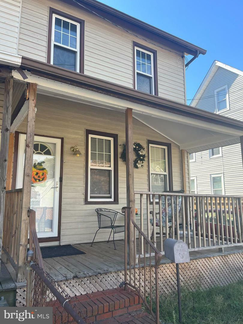 Property Photo:  624 Butler Street  NJ 08075 