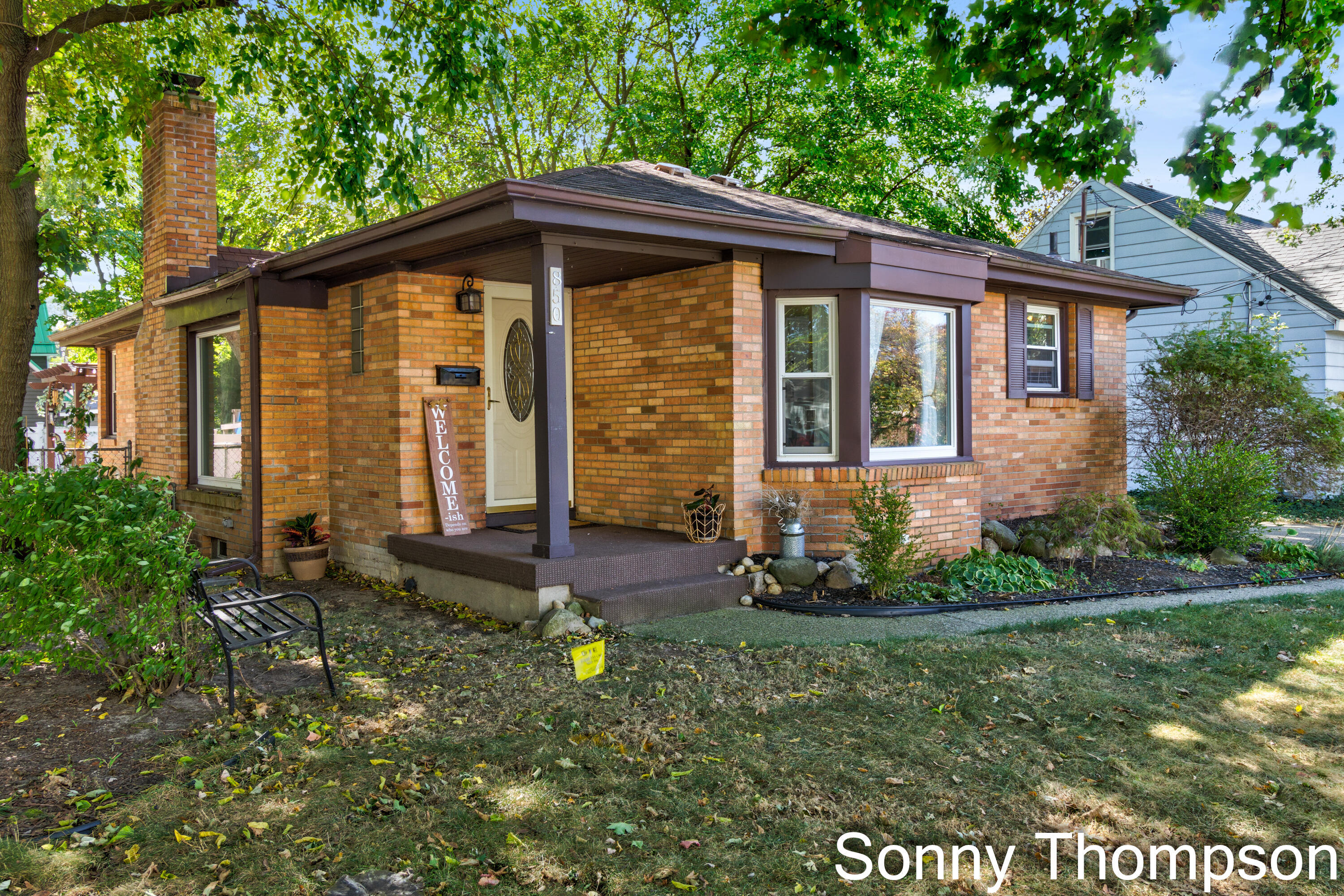 Property Photo: 850 Mulford Drive SE MI 49507