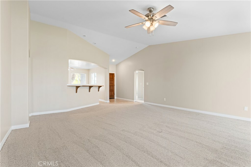 Property Photo:  4709 N Hills Drive  CA 93308 