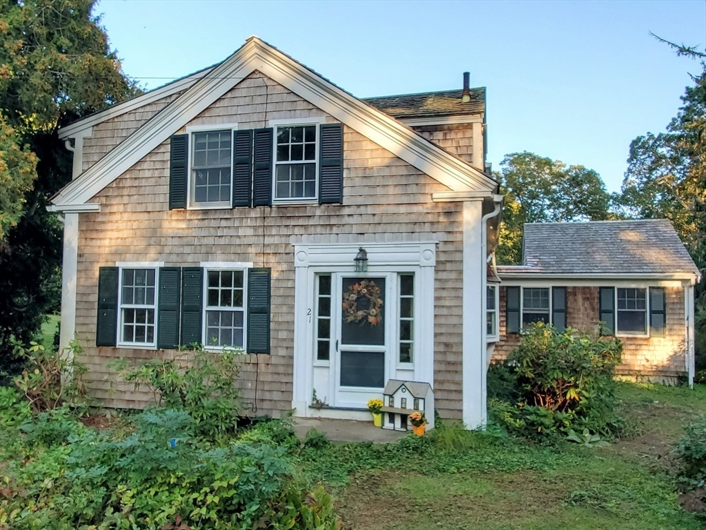 Property Photo:  21 Oliver Snow Road  MA 02646 