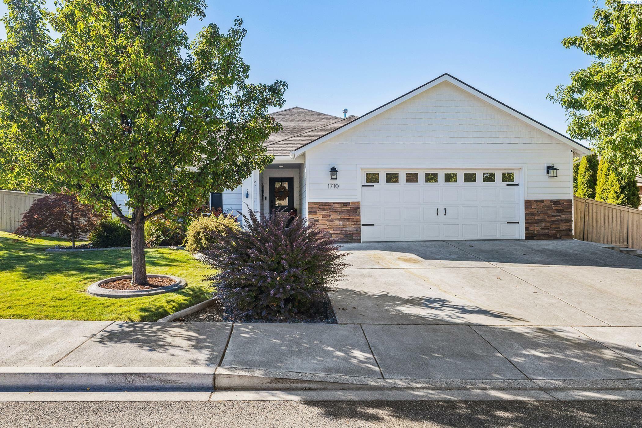 Property Photo:  1710 S Jefferson Pl.  WA 99338 