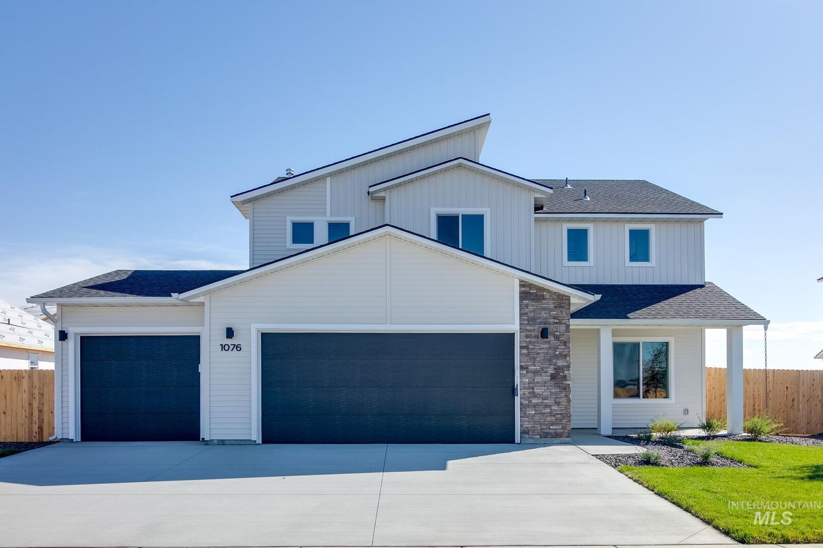 Property Photo: 2494 N Arroyo Vista Way ID 83634