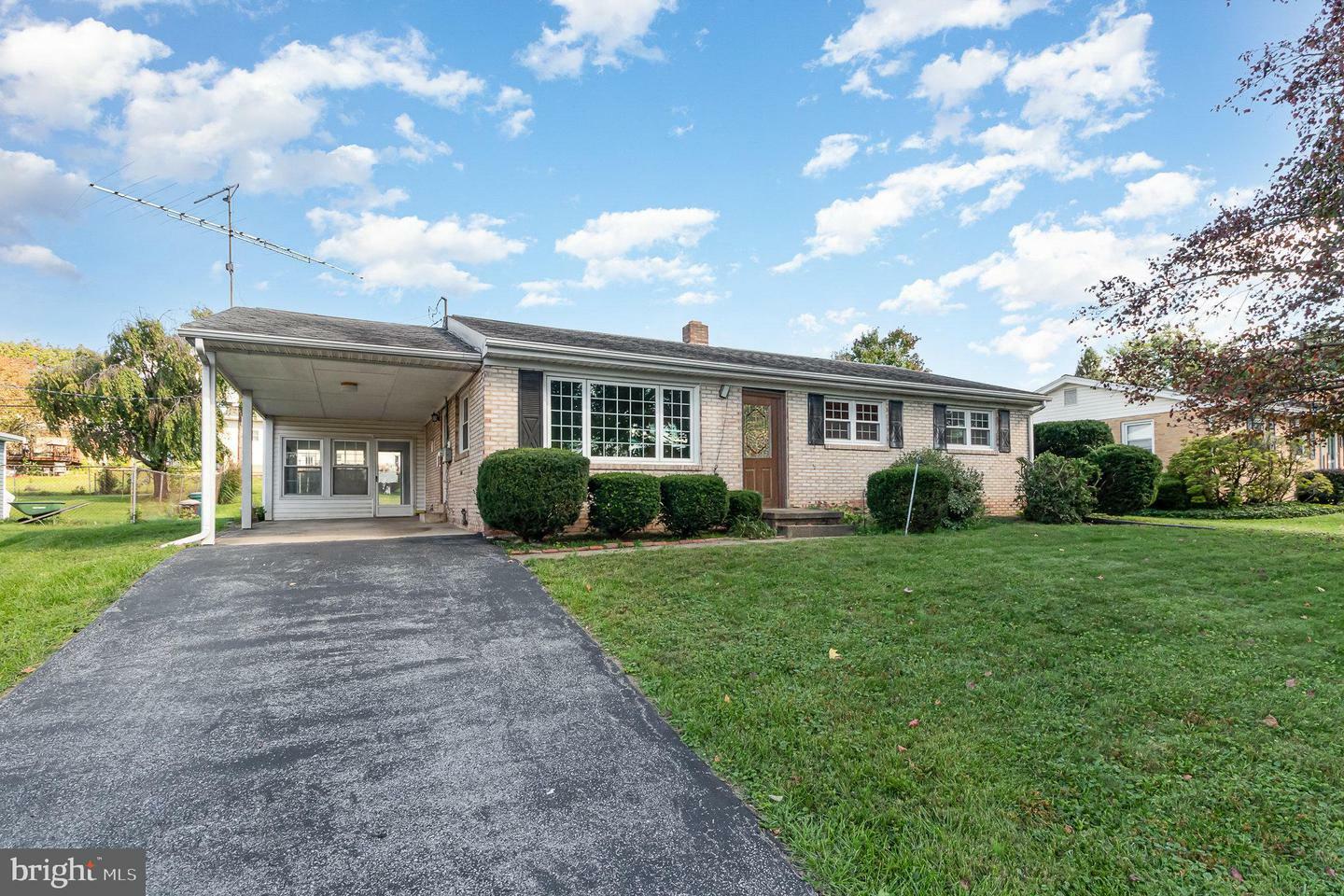 Property Photo:  409 Cascade Road  PA 17055 