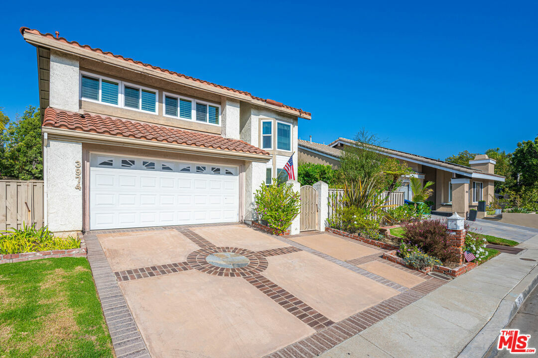 Property Photo:  3974   Astaire Ave  CA 90232 