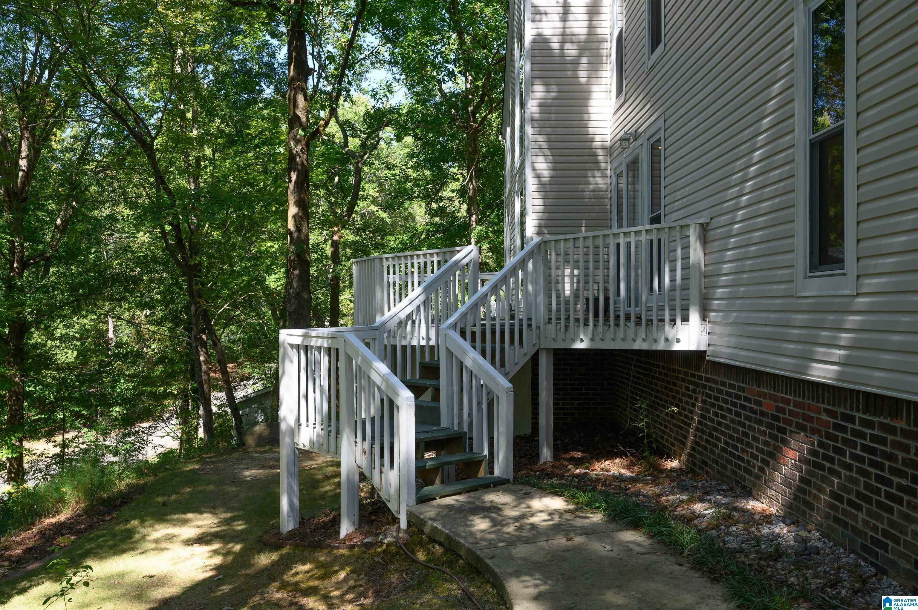 Property Photo:  3025 Panaridge Circle  AL 35226 