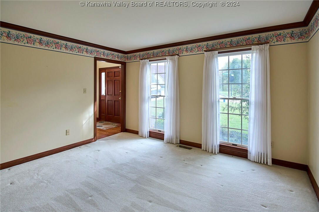 Property Photo:  320 Woodbridge Drive  WV 25311 