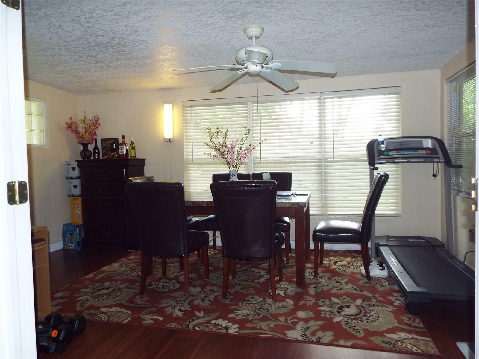 Property Photo:  920 Gloriosa Avenue  FL 32789 