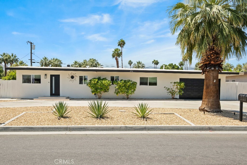 Property Photo:  74279 Old Prospector Trail  CA 92260 