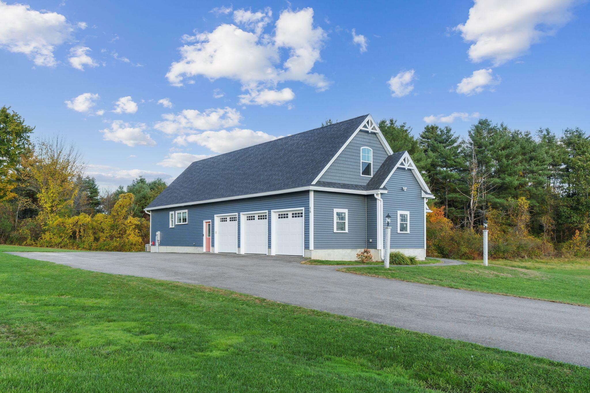 Property Photo:  16 Dore Drive  ME 04038 