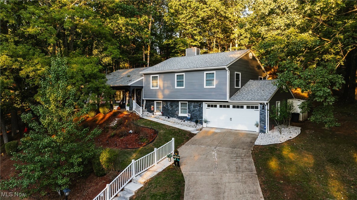 Property Photo:  40 Woodland Park Drive  WV 26104 