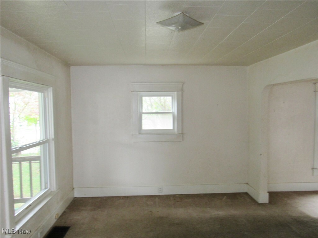 Property Photo:  1118 Santee Avenue  OH 44306 