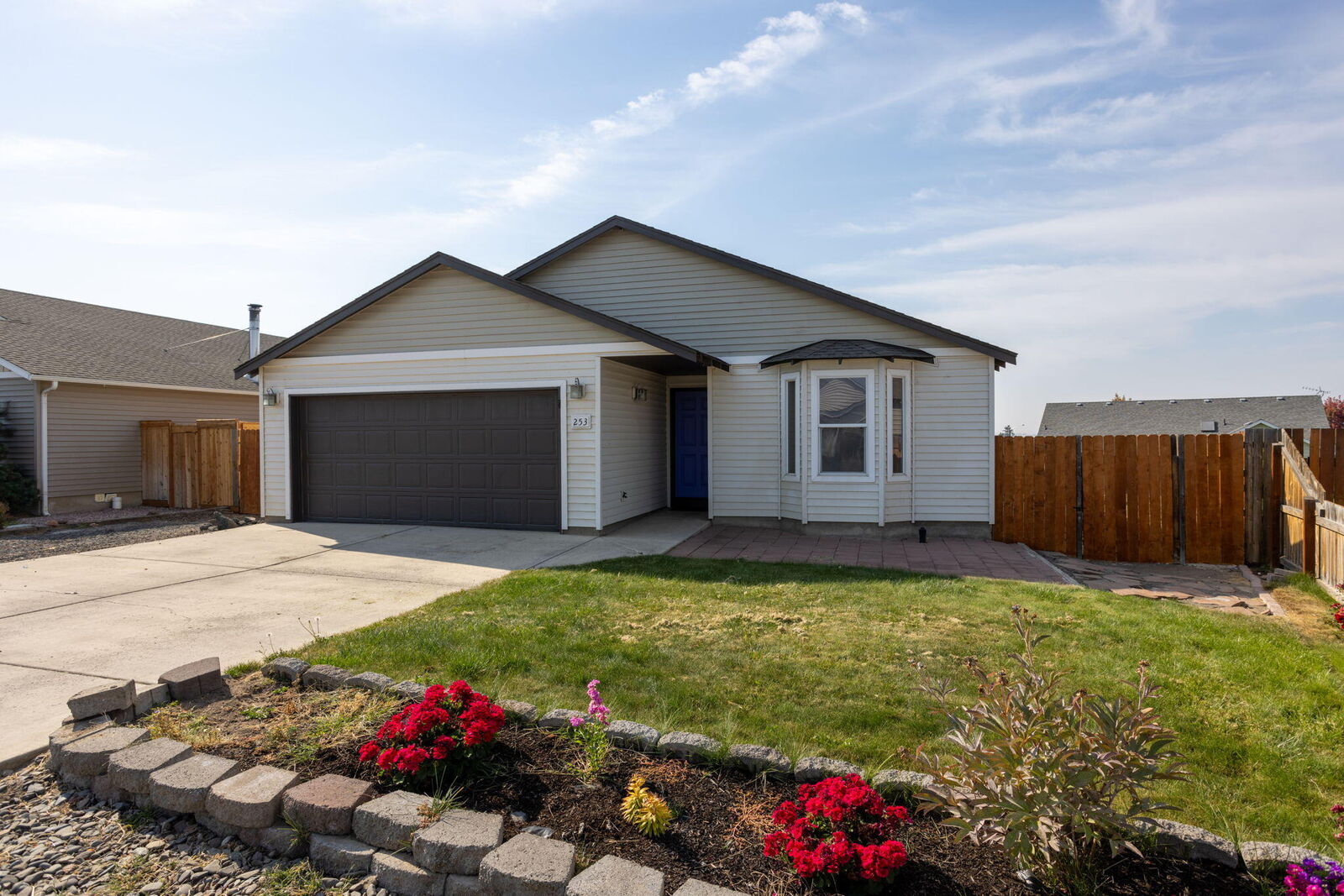 Property Photo: 253 SW Center Ridge Drive OR 97734