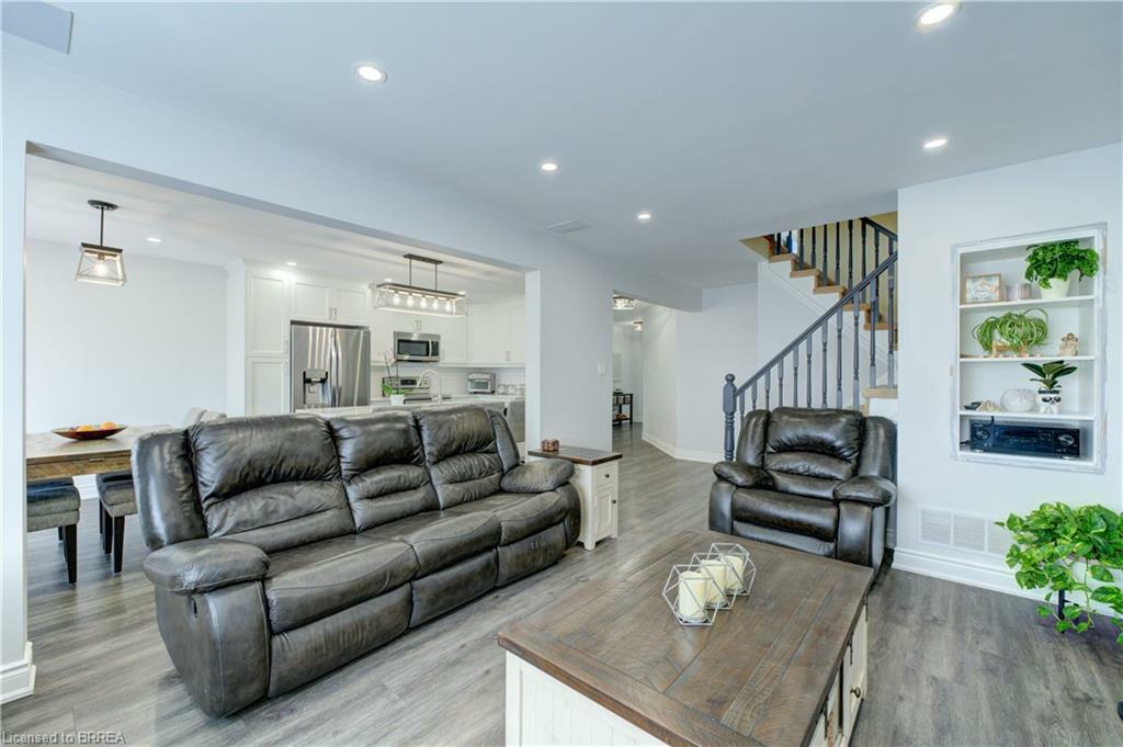 Property Photo:  101 Thames Way  ON L0R 1W0 