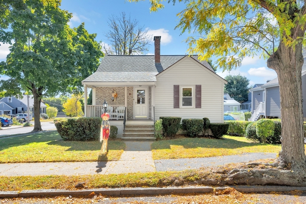 Property Photo:  39 Glenburn Rd  MA 02476 