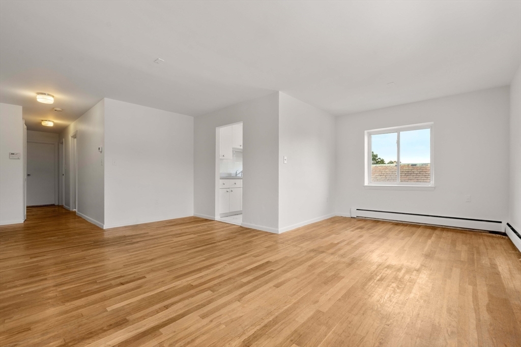 Property Photo:  425 South Huntington Ave 14  MA 02130 