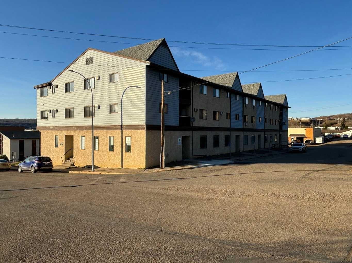 Property Photo:  10118 100 Avenue 101-215  AB T8S 1R3 