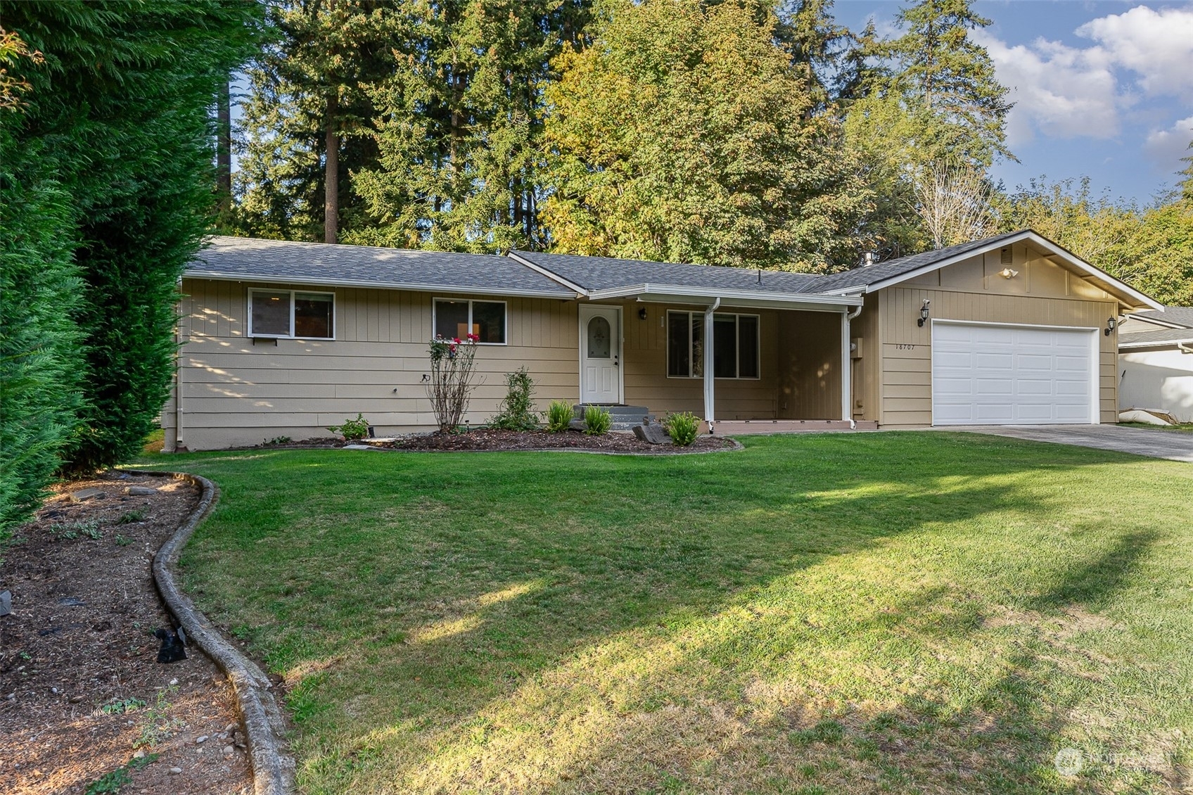 18707 59th Street E  Lake Tapps WA 98391 photo