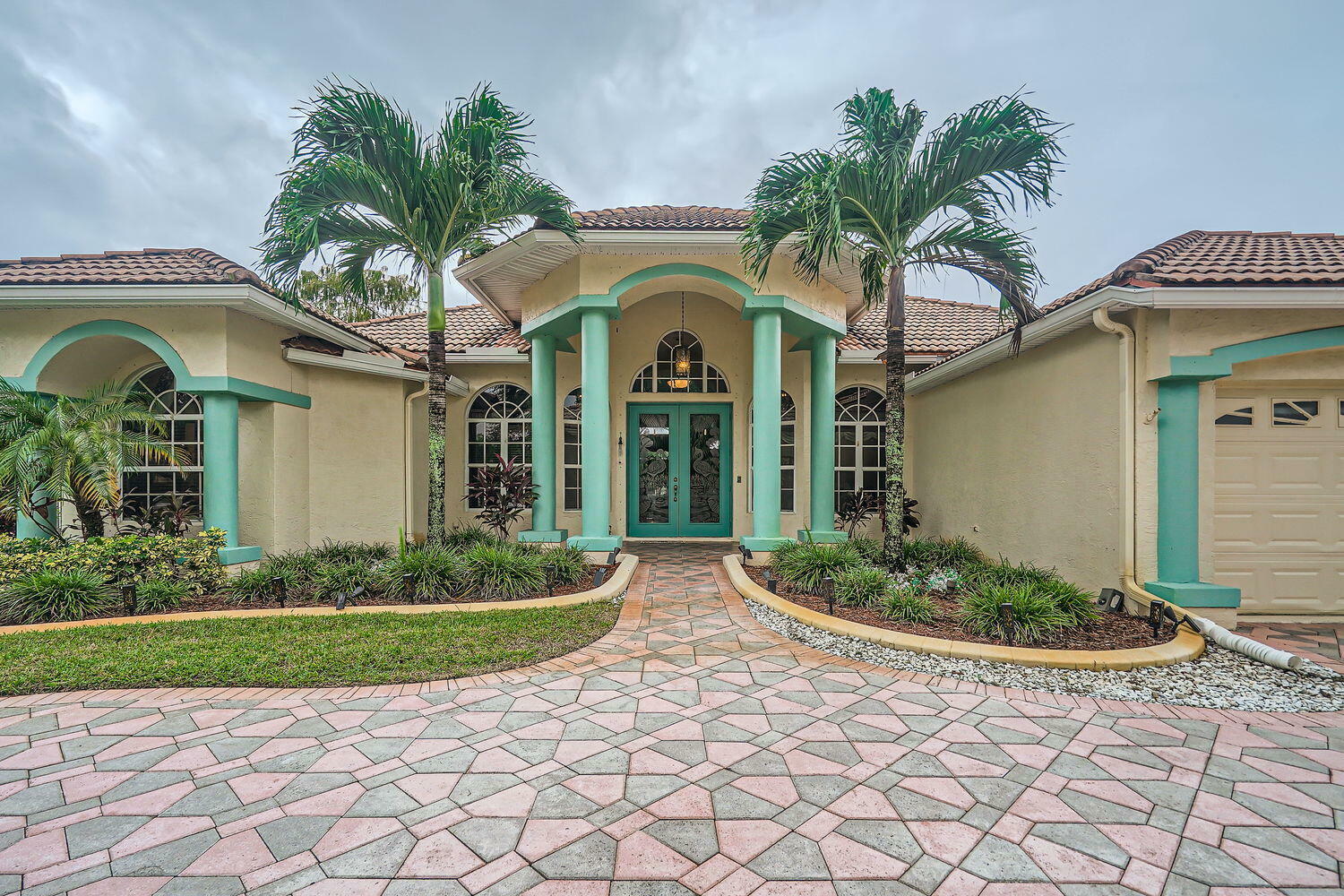 136 Mangrove Court  Royal Palm Beach FL 33411 photo