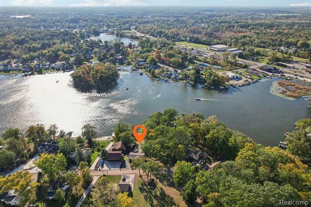 Property Photo:  16126 Crest Drive  MI 48451 