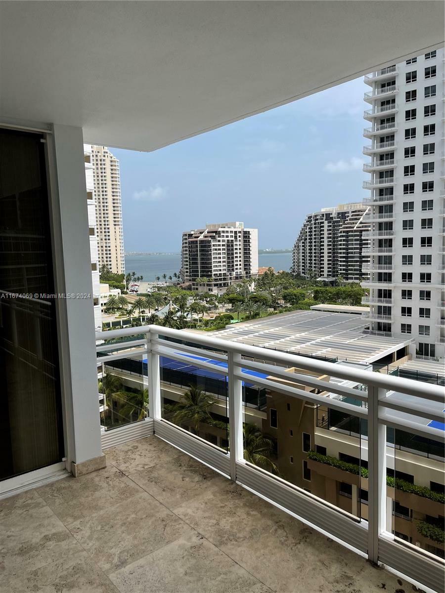 Property Photo:  901 Brickell Key Blvd 1103  FL 33131 