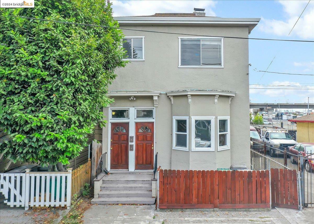 Property Photo:  1735 8th St  CA 94607 