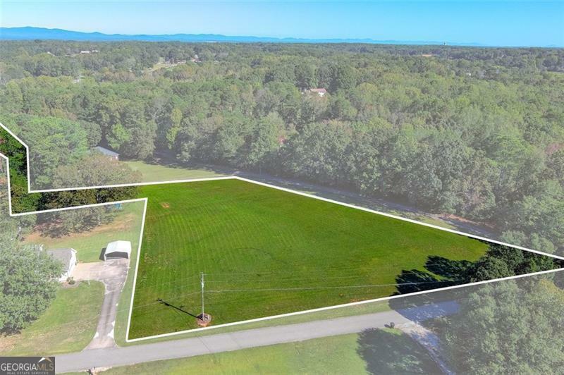 Property Photo: 709 Lummus Road GA 30040