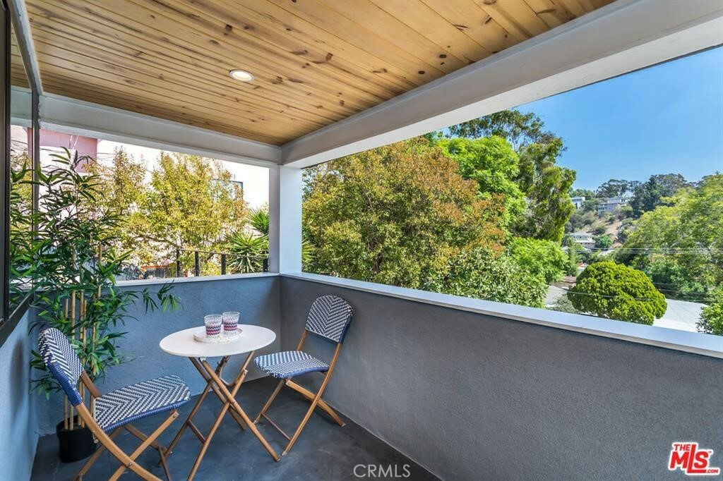 Property Photo:  1875 Preston Avenue  CA 90026 