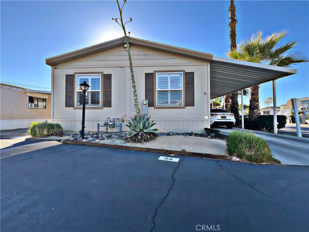 Property Photo:  351 E 7th Space 54 Street 54  CA 92583 