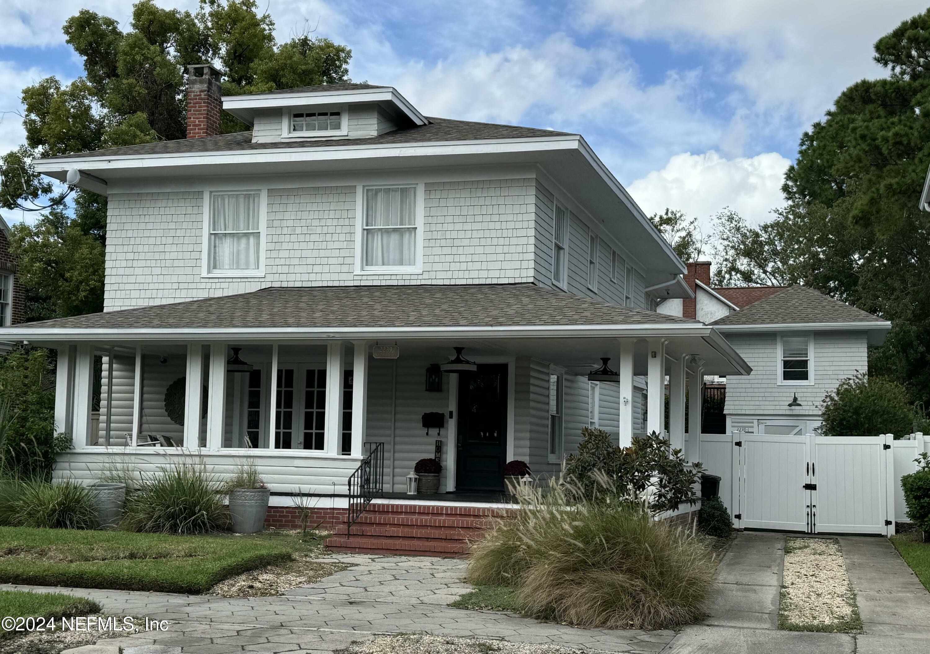 Property Photo:  2239 St Johns Avenue  FL 32204 