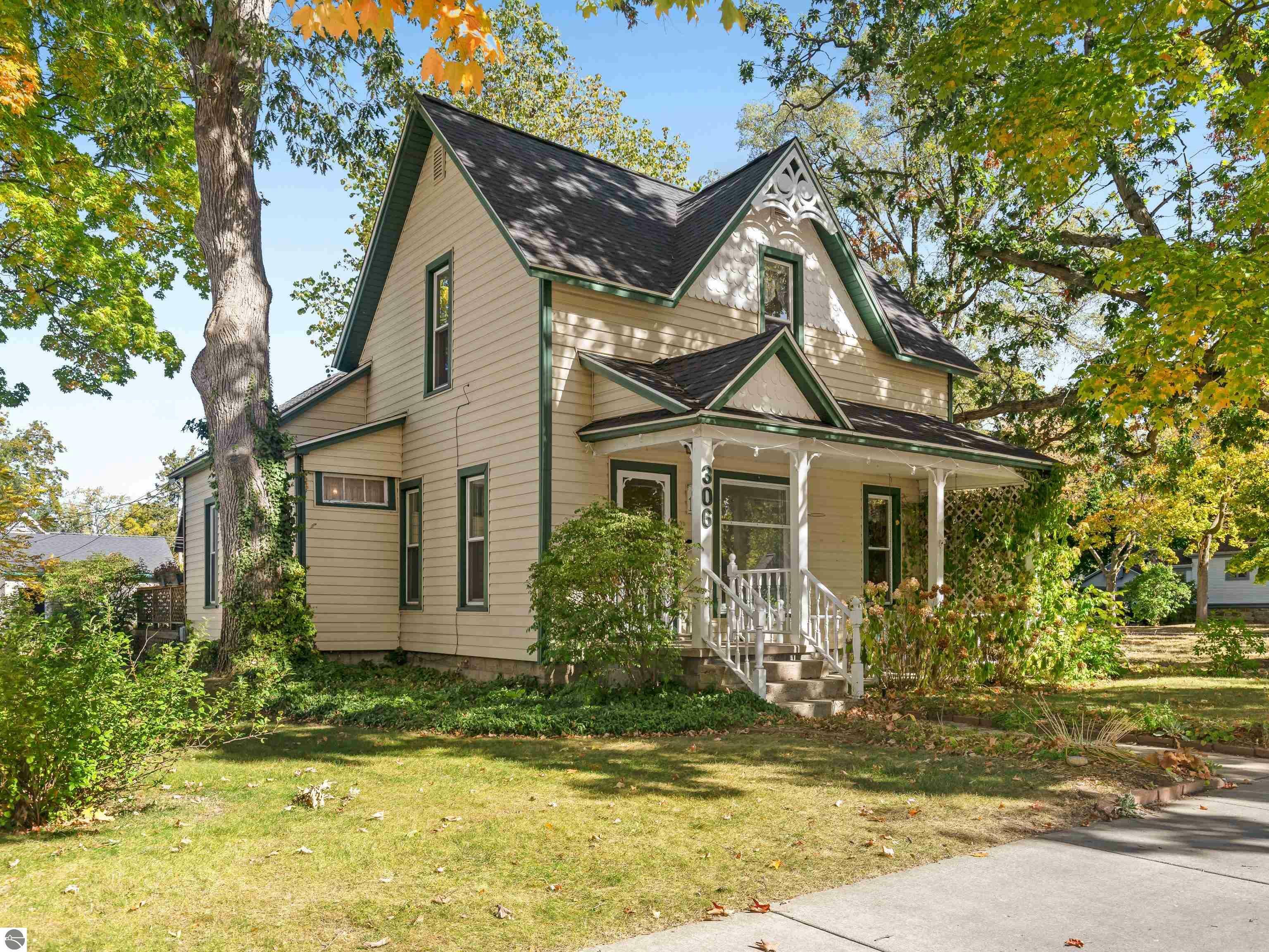 Property Photo:  306 W Tenth Street  MI 49684 