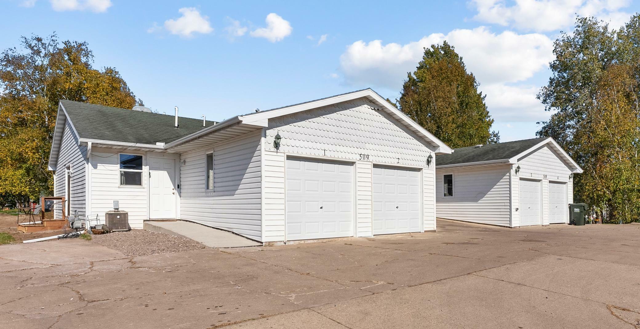 Property Photo:  509 1st Street SW  MN 55037 