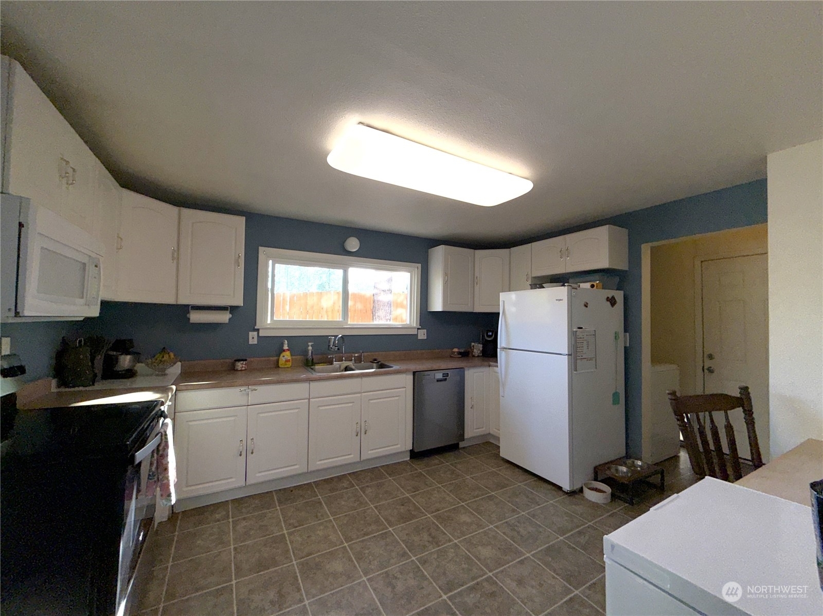 Property Photo:  1087 S Portland Street  WA 99166 